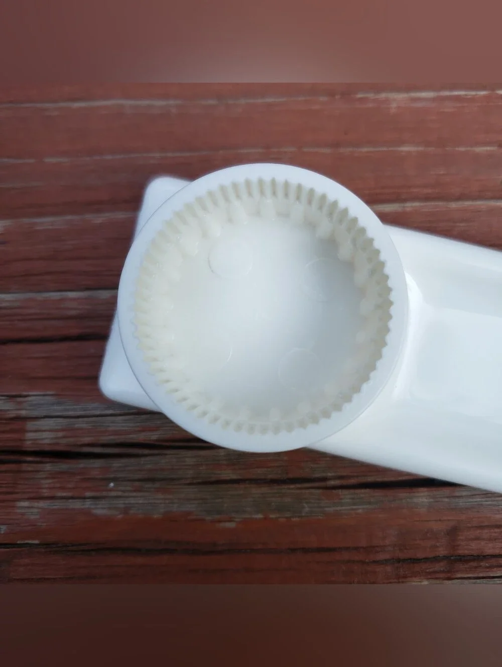 Pampered Chef Easy Opener #2590 Magnetic Bottle Can Tool - Retired - Made in USA